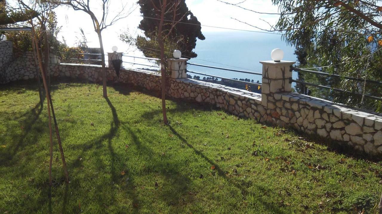Rania Apartments Helmata Bagian luar foto